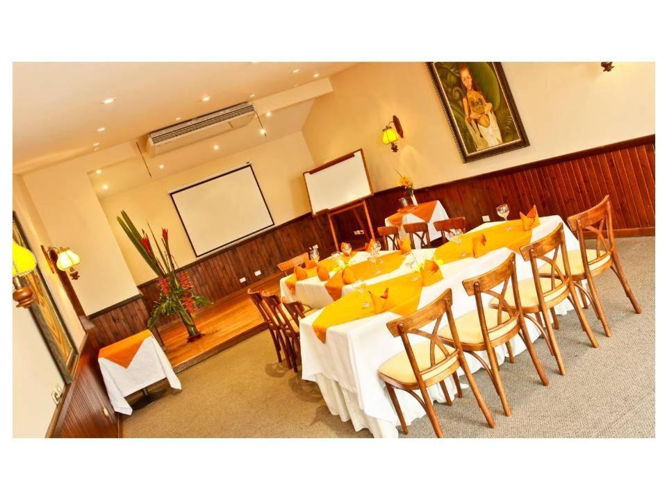 Casona Real Hotel โบโกตา ภายนอก รูปภาพ